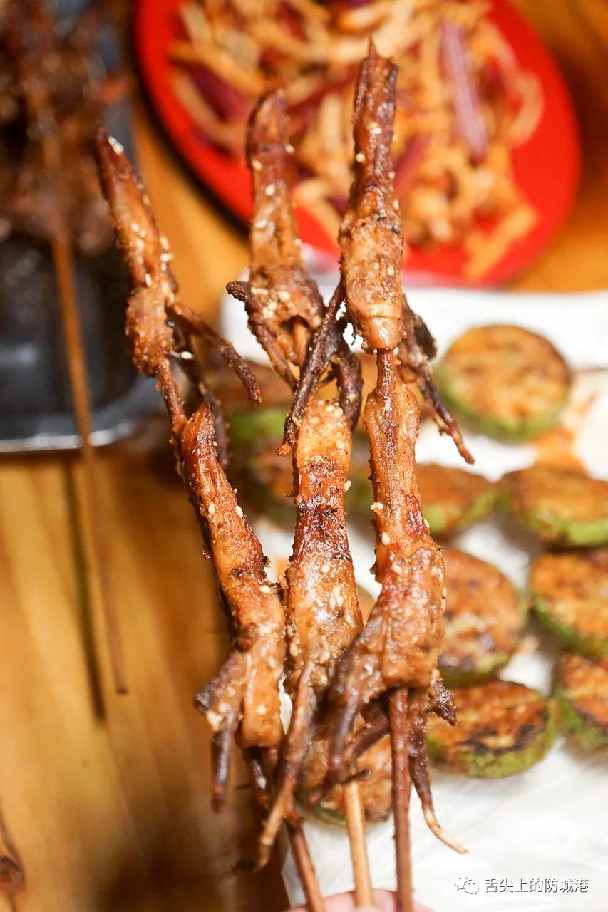 老板娘,生牛五成熟,果酱刷多一点