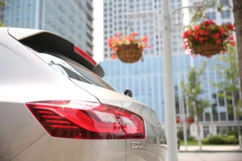 与其向往的诗和远方不如珍惜当下,与其向往诗和远方不如珍惜当下