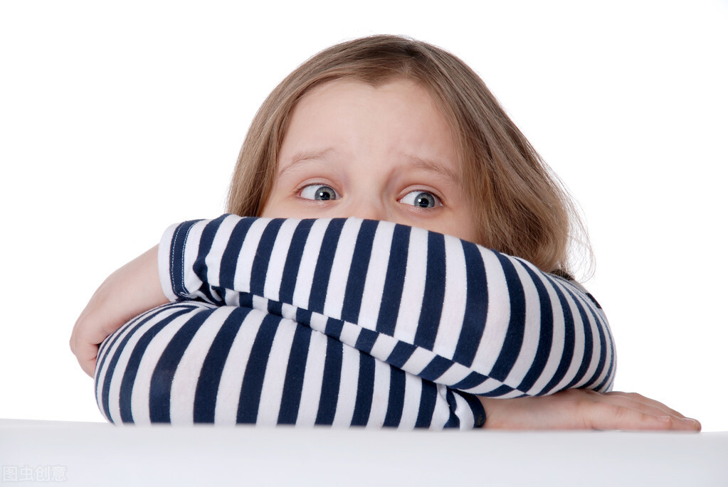 当孩子说害怕怎么回答,当小孩说我害怕我们应该怎么说