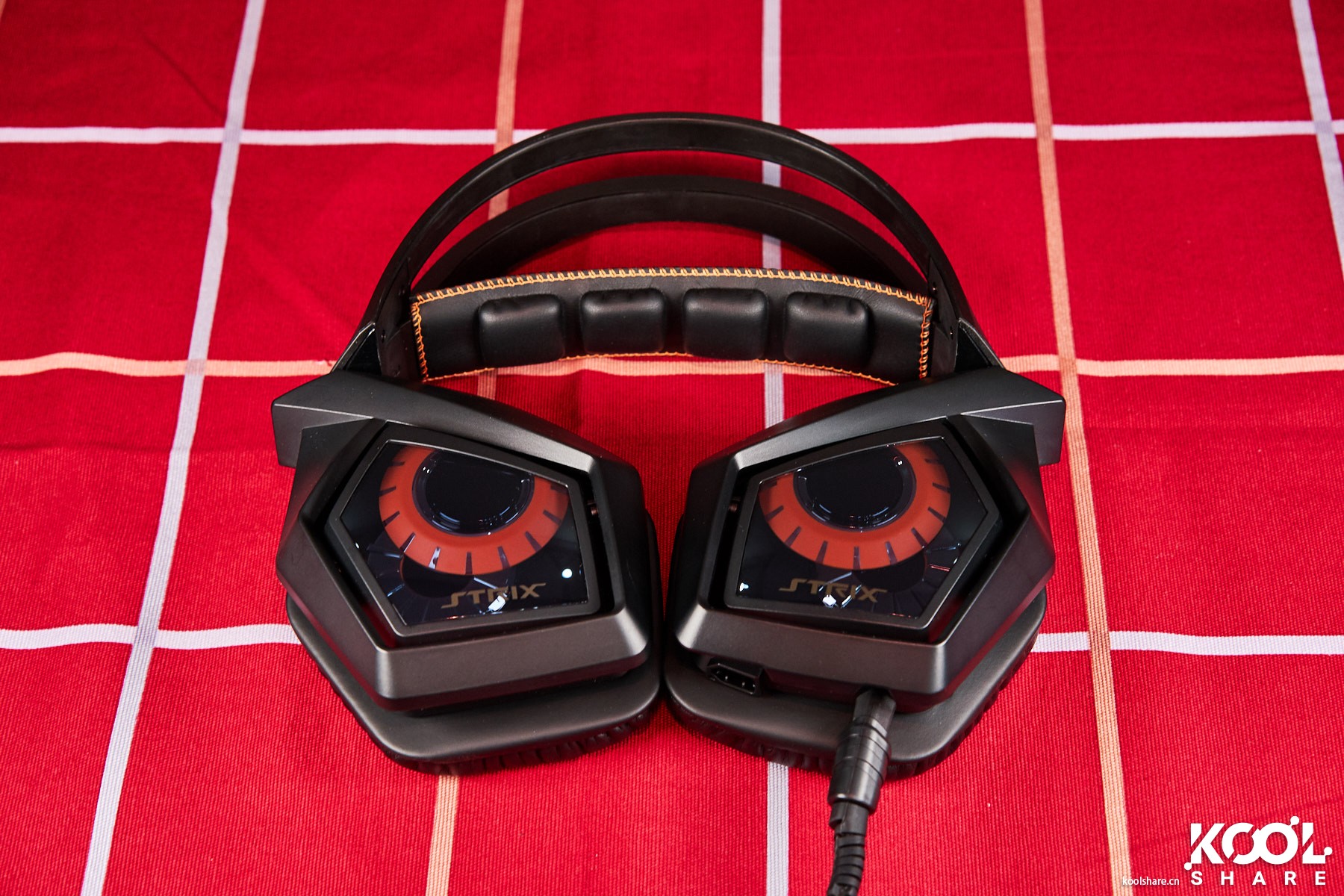 猛禽strix7.1耳机测评,华硕猛禽和金士顿黑鹰
