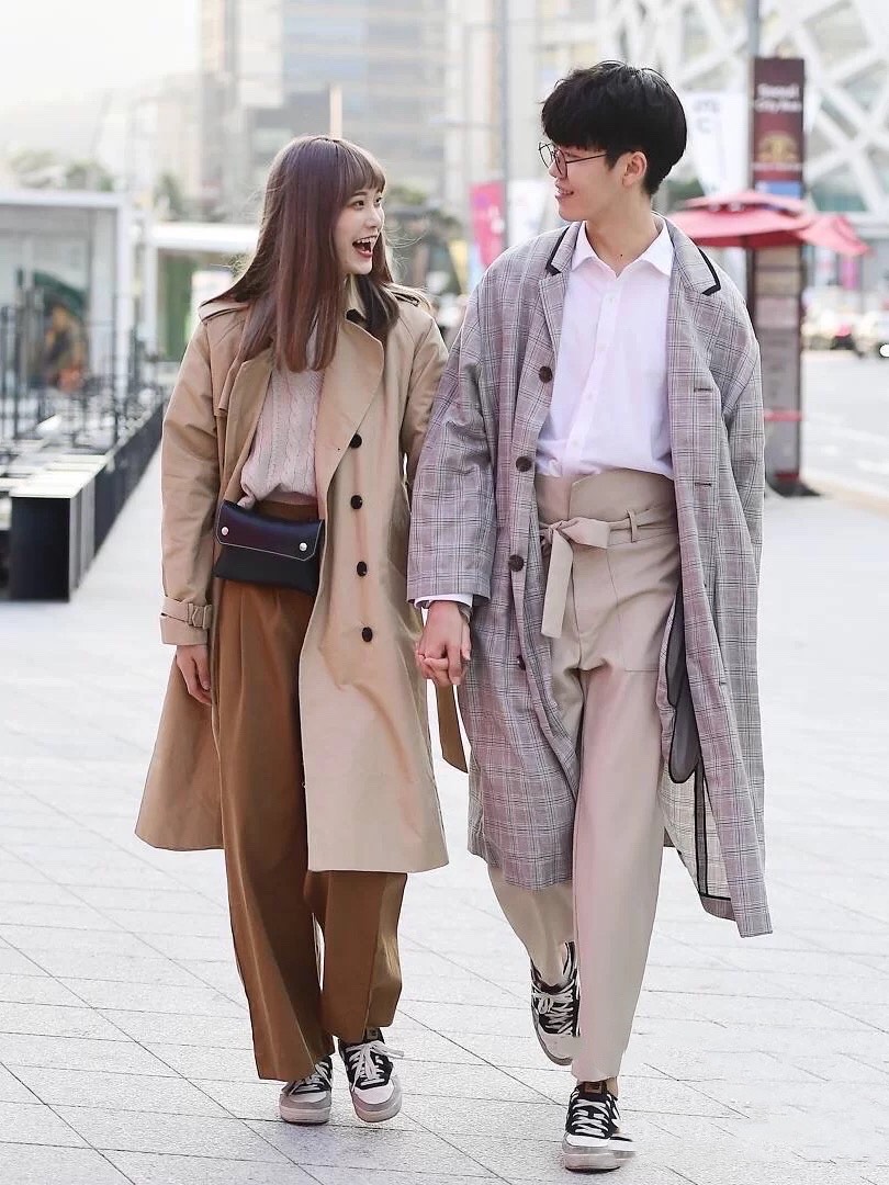 韩国情侣装,韩国美女出街情侣装