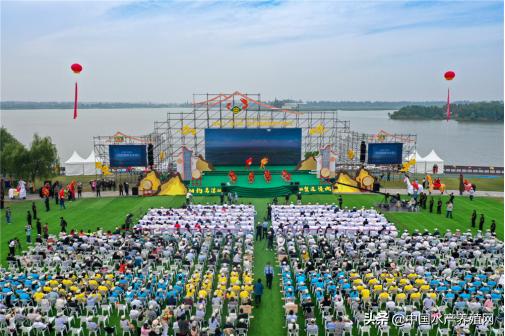 亩利润1万，年年赚钱的螃蟹怎样养？,一高淳｜当涂｜宣城产区《河蟹养殖优秀案例精选.2021》