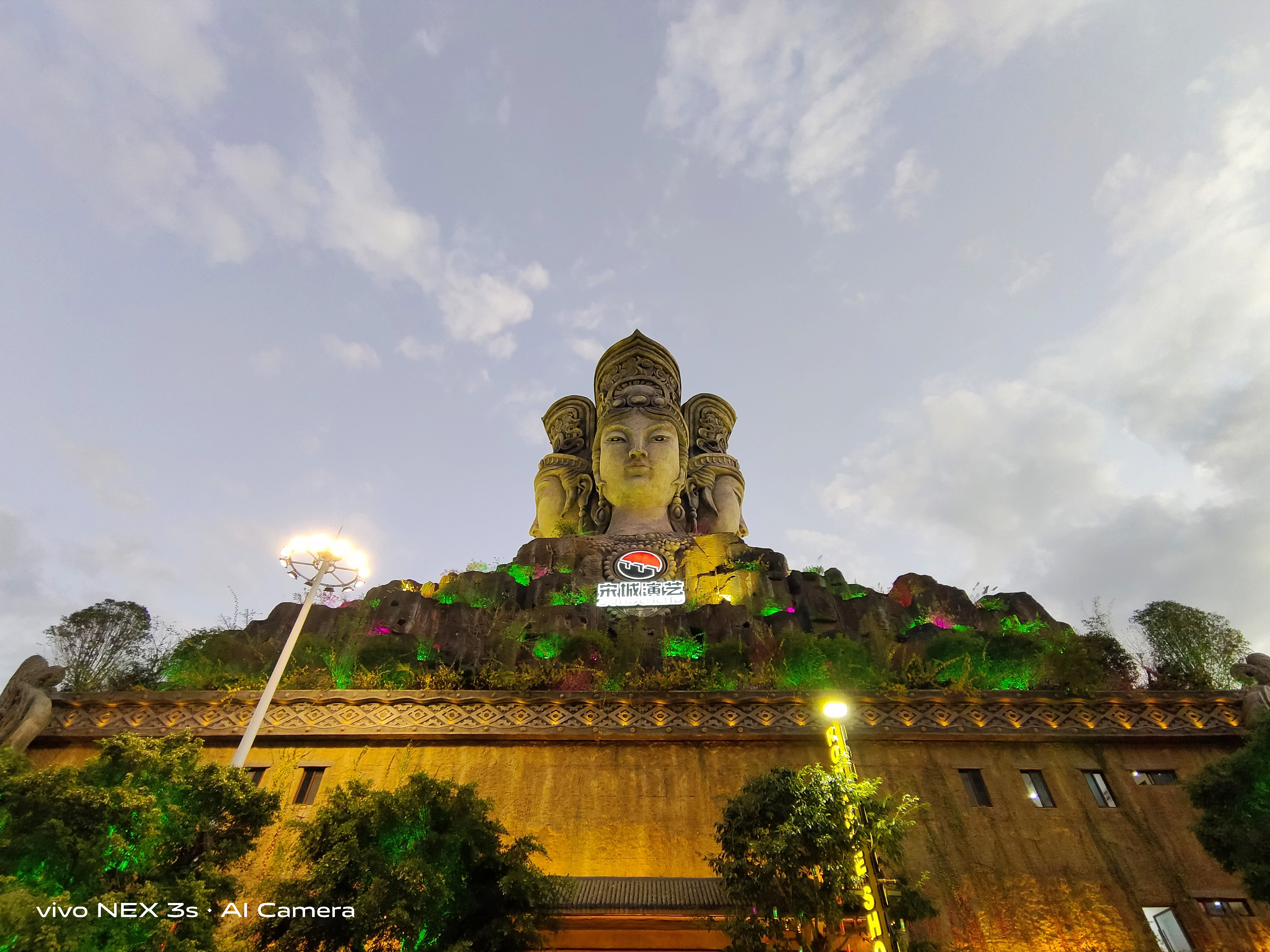 nex3和nex3s外观有什么区别,vivonex3对比华为mate30pro