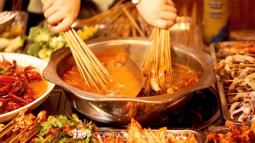 *男猛**深夜在线烧烤！柠溪这间3年串串界老店，变了…