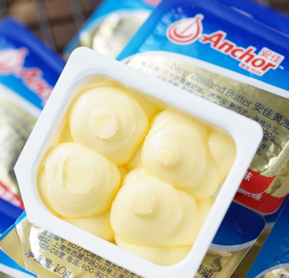 煎牛排爆油怎么办,煎牛排放黑胡椒容易糊吗