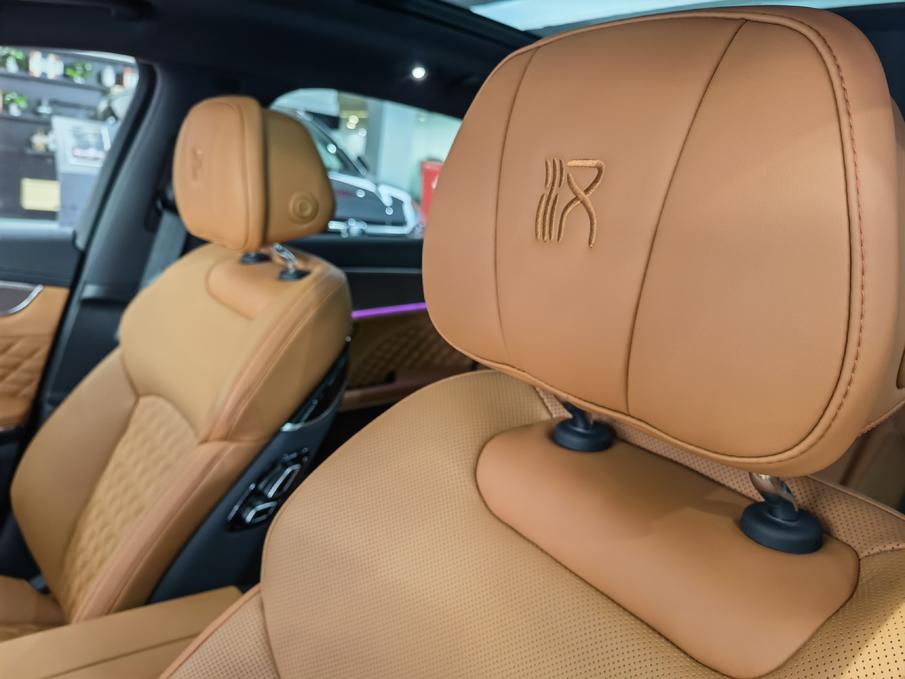 比亚迪汉ev丹拿版,汉丹拿极光蓝