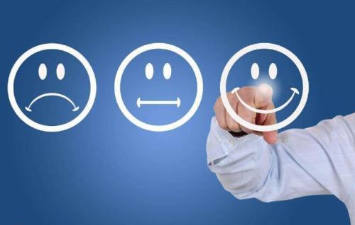 销售怎么让顾客喜欢你的朋友圈,销售怎么发朋友圈让顾客感动