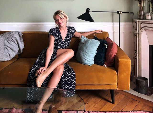 方脸女生氛围感穿搭,方脸女生如何发挥自己的魅力