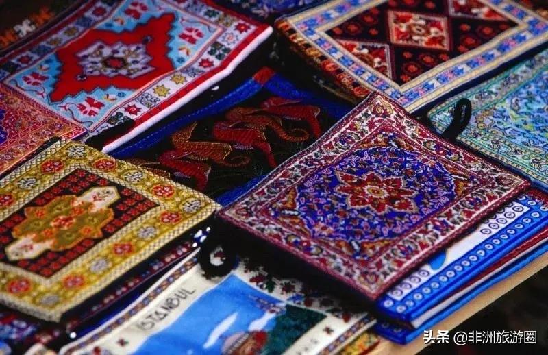 深入了解一座城市的方法，LP又帮你找到了一个