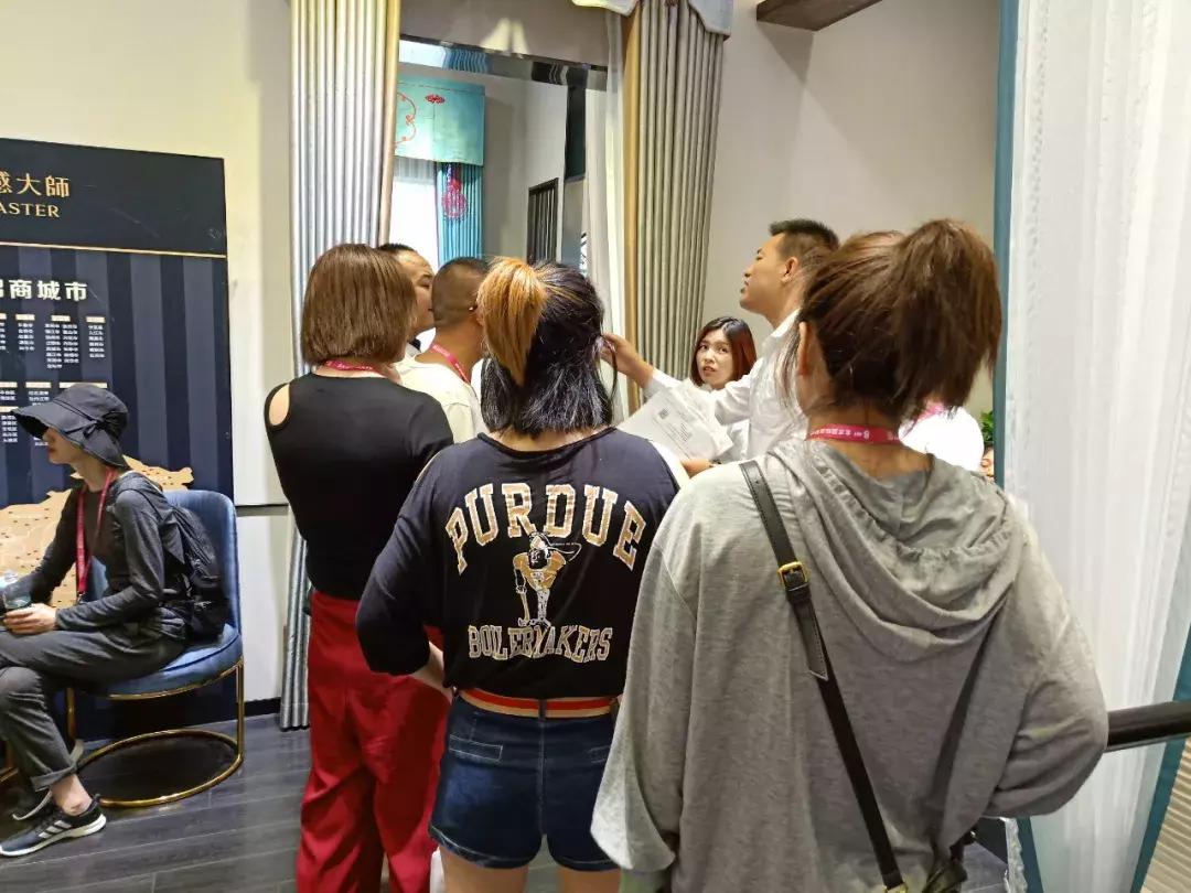 居然之家合作伙伴——佳美嘉丨垂感大师荣获“色彩艺术奖”殊荣