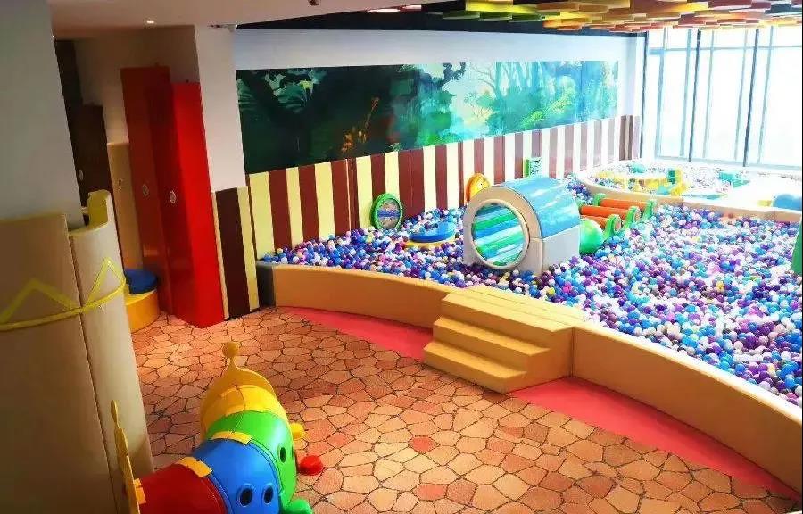 6200平泳池,1200平米小型无边泳池