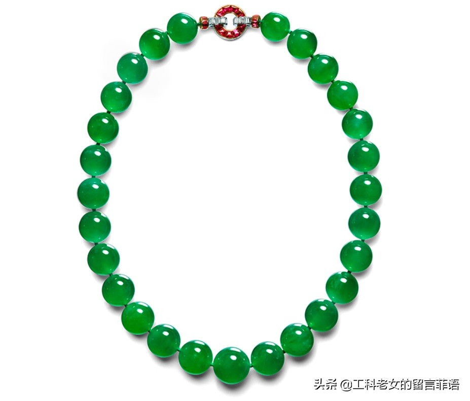 翡翠和卡地亚的区别 (木那翡翠和莫西翡翠哪个好)