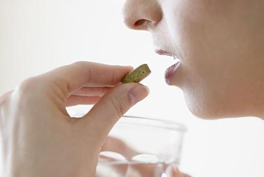 吃了10年抗精神病药,我真的不想吃药了,医生帮帮我吧!