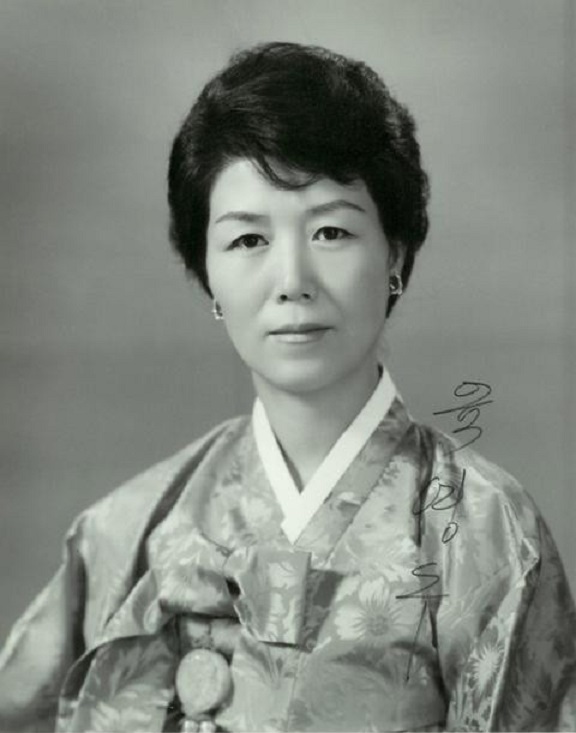 朴正熙妻子是谁,朴正熙朴槿惠关系