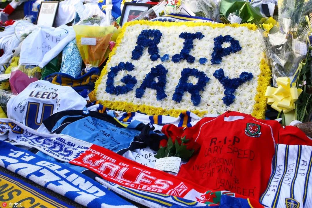 42岁时突然自缢，他未尽的梦想后来在欧洲杯被弟子实现