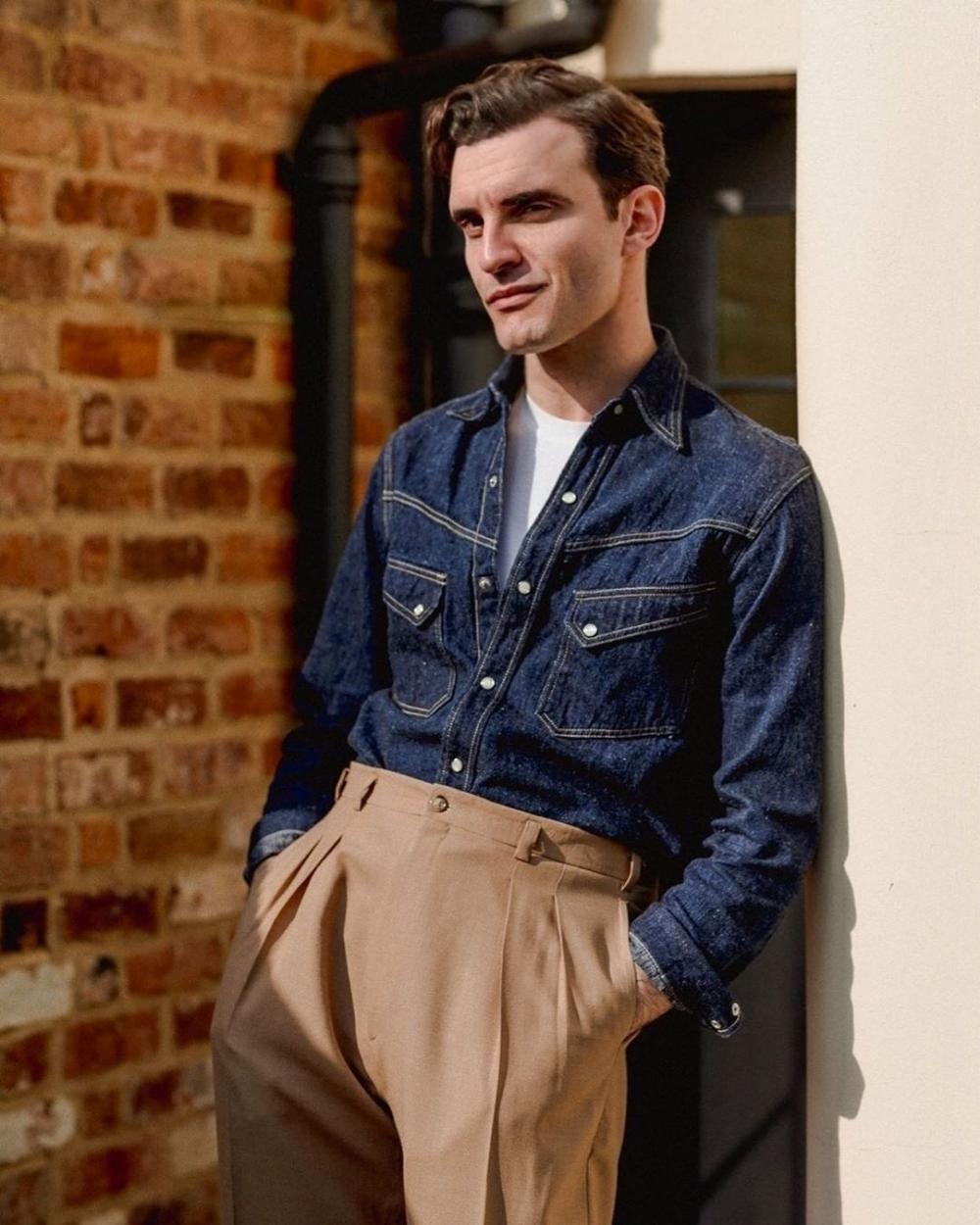 收褶裤子显瘦,复古阔腿百褶裤