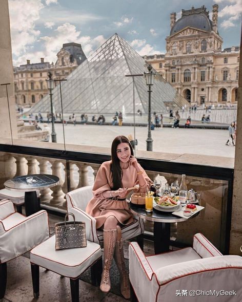 爱马仕黑色铂金包birkin25s多少钱,爱马仕廉价的奢侈品