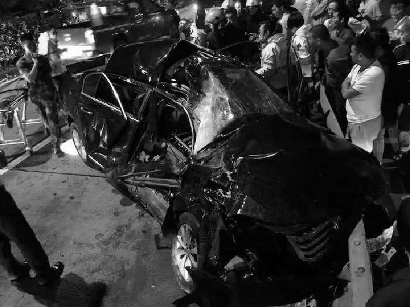 一夜间负债六十万元!只因为异地出差,想租辆车看看风景