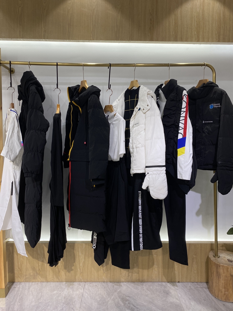 黑马蓝女装尾货专卖店,欧e黑马蓝女装外套