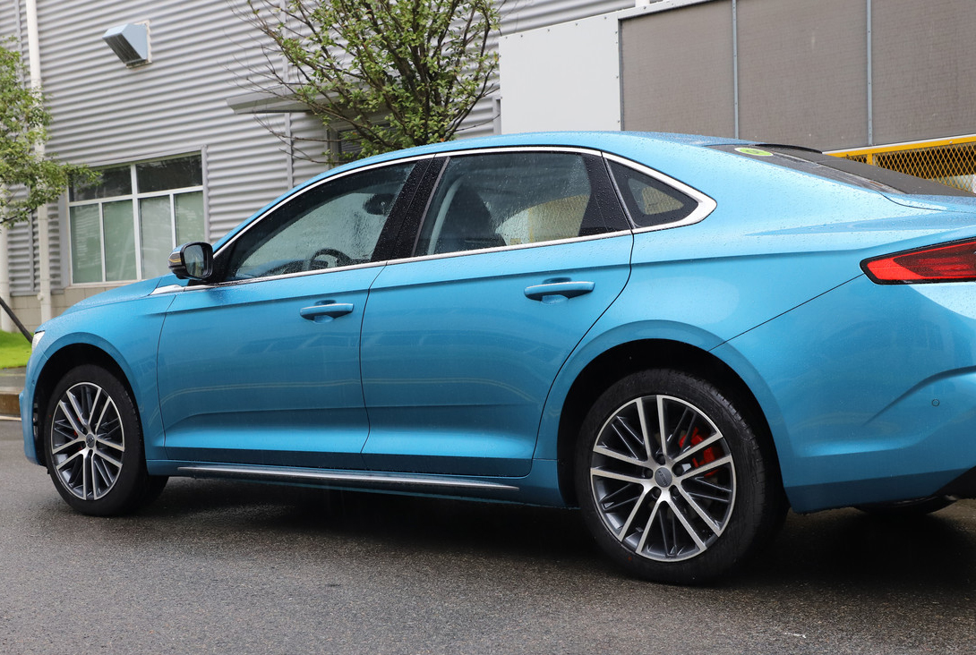 2.0t入门版,2.0t入门车型轿车