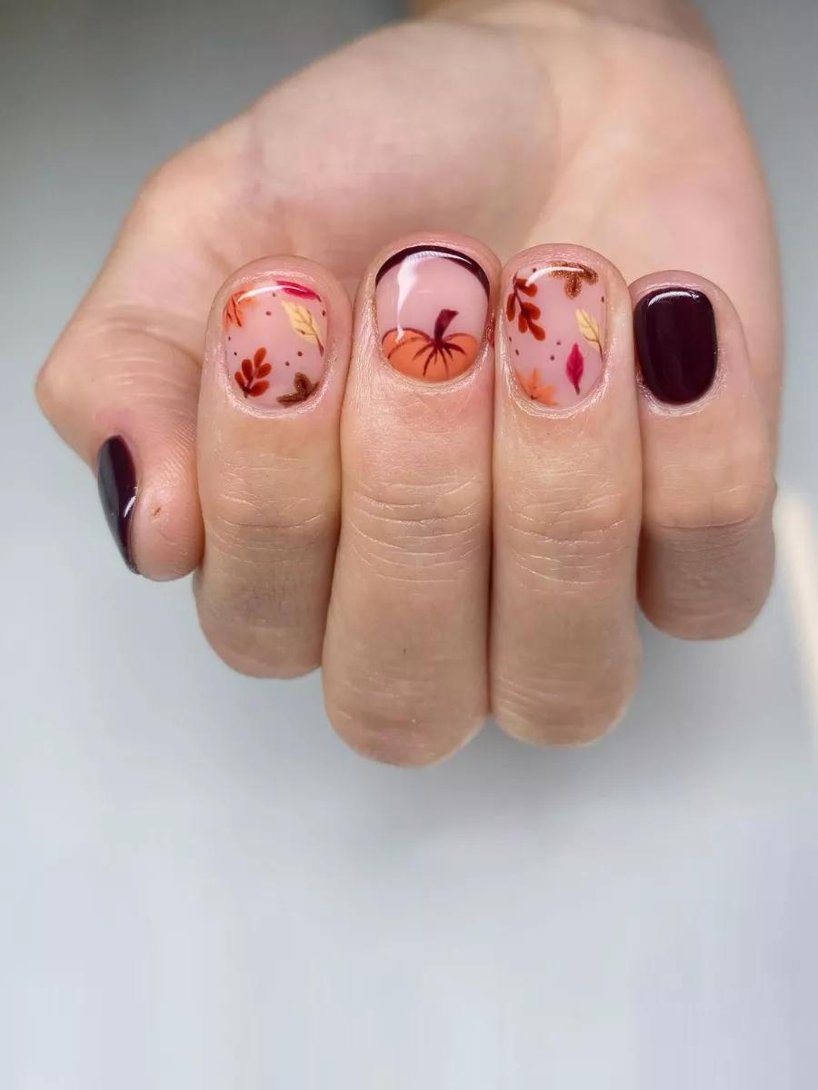 彩绘美甲需要有美术基础吗,彩绘较多的美甲