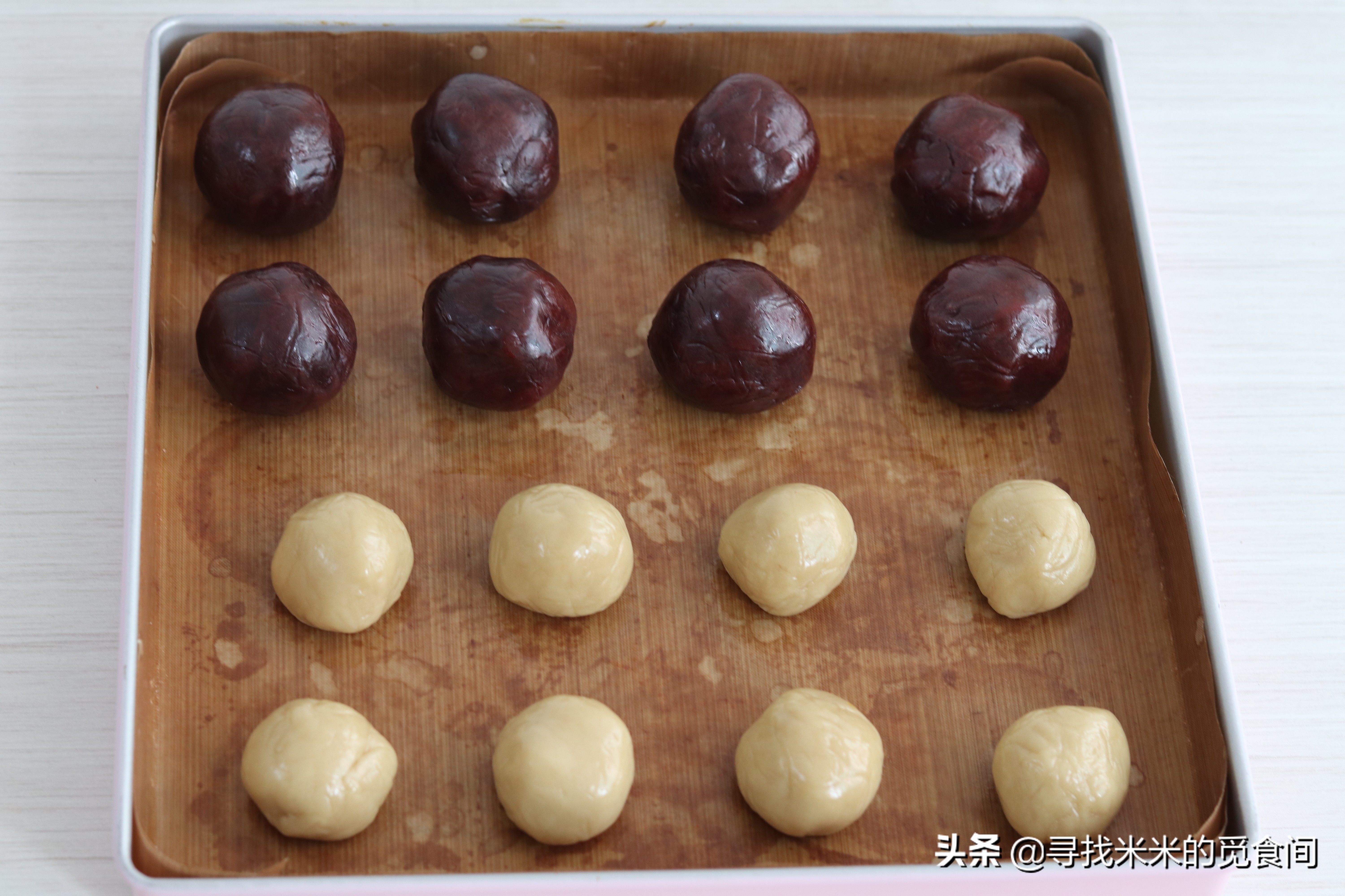 月饼不开裂的做法,如何不用模具做月饼好吃又简单