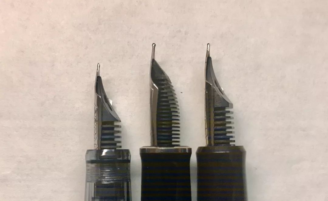 百利金钢笔适合新手吗,百利金钢笔写感最好的是哪款