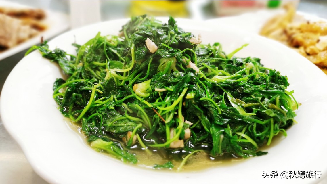 在常熟乡镇饭馆聚餐,12人20多道菜,菜肴酒水共1200元,值不值?