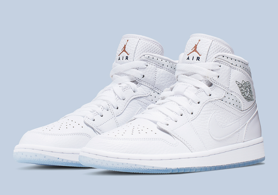 AJ1的新款口号“没有差异,只有团结”传递着团结的信息