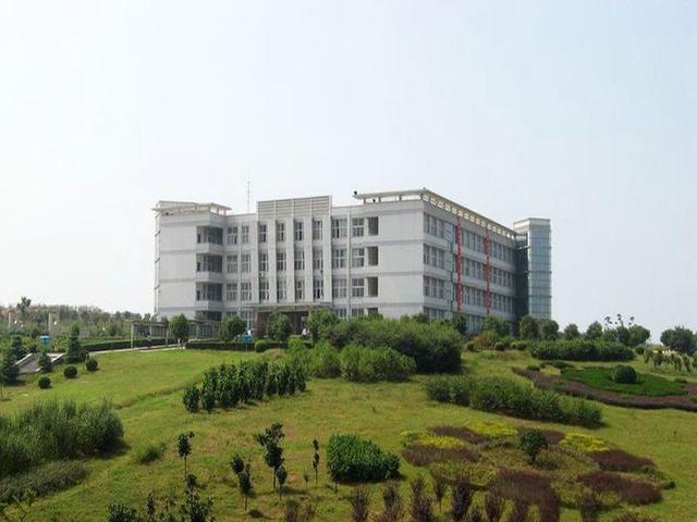 华南师范大学学院分布,华南师范大学学院分布图