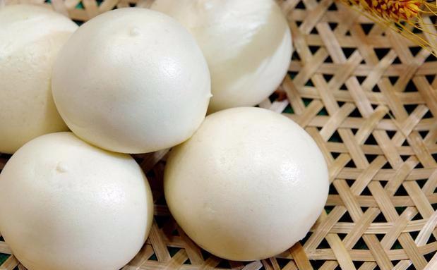 蒸馒头时酵母放多了会怎样,蒸馒头时酵母里放入猪油