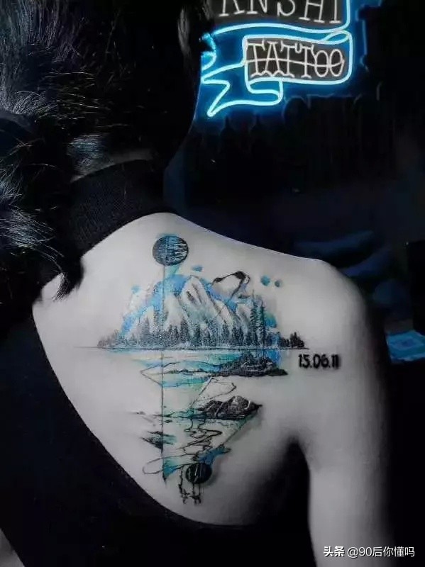 为什么现在年轻女的爱纹身 (为什么现在女孩都爱纹身)