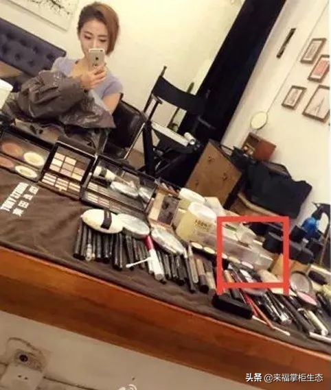 什么牌子的粉底液夏天用都不脱妆,夏天粉底液怎么不脱妆