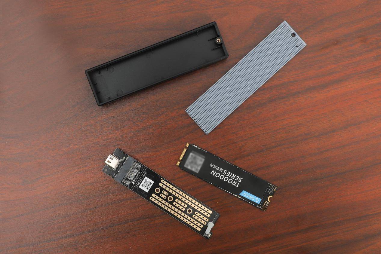 1tb和2tb固态哪个划算,1tb跟2tb固态价格差多少