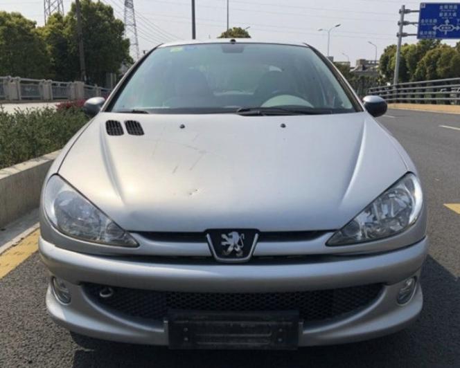 一万块买辆北斗星,一万块钱左右的昌河铃木北斗星