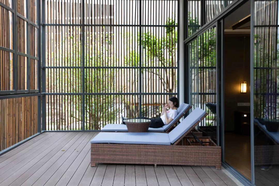 藏在深山里的酒店,藏在深山里面的民宿酒店