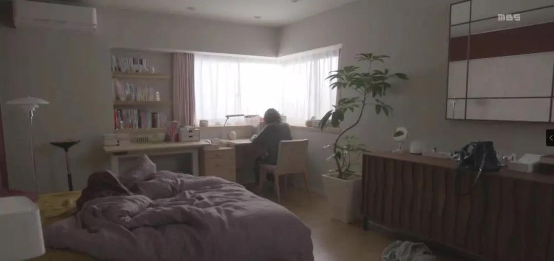 大落地窗已经落伍了，画框试的窗户美的像一幅画！