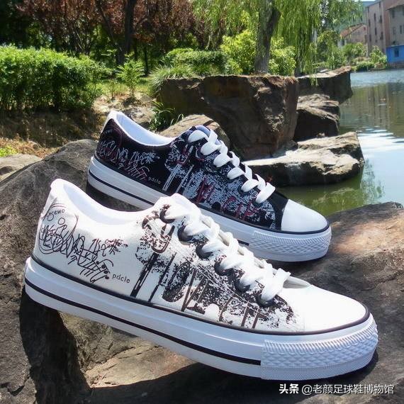 安踏李宁为什么不做钉鞋,中国李宁足球鞋