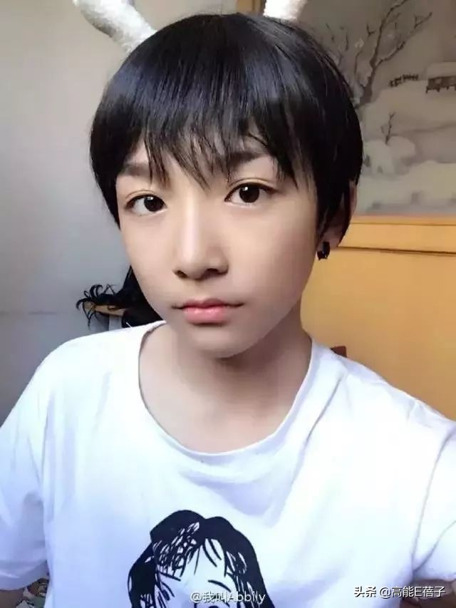 变性网红艾比后遗症,艾比自曝终于变成女孩原视频