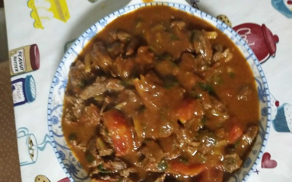 炖肉直接炖不焯水行吗,炖肉怎样不会柴