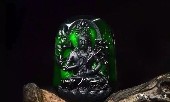 墨翠“成佛”之路,从顽石到璞玉,佛有千面,一人一佛