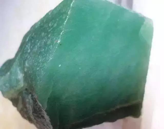 史上最全珠宝玉石图鉴,玉石的种类和鉴定方法