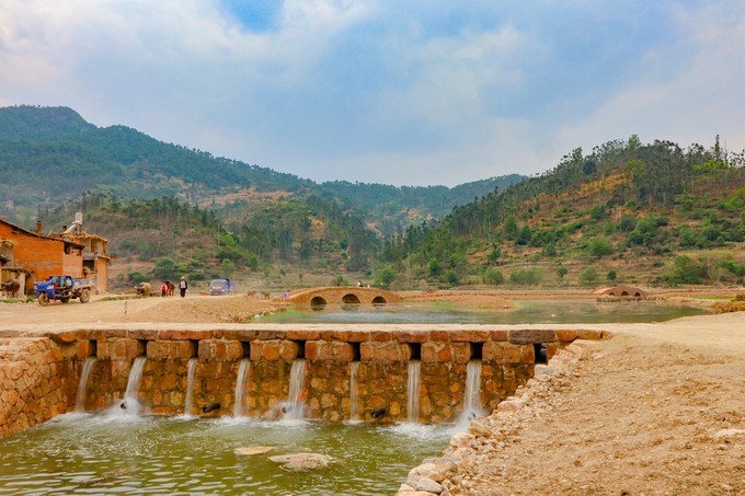 昆明弥勒最佳旅游路线,昆明抚仙湖到建水旅游攻略