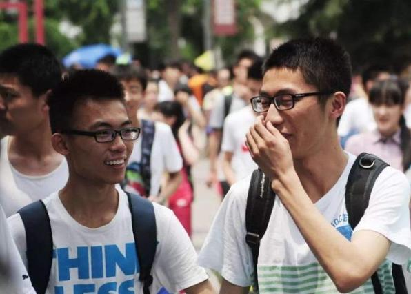 湖北这4所“野鸡大学”臭名昭著，毕业证一文不值，考生要当心