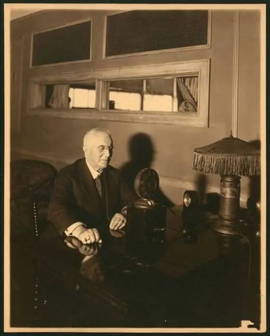 麦克风的各种种类,麦克风变化史