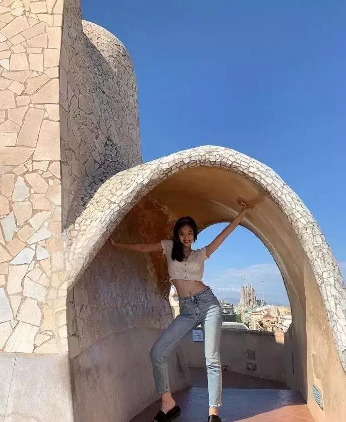 娜扎最新活动造型惊艳众人,娜扎现在惊艳写真大片