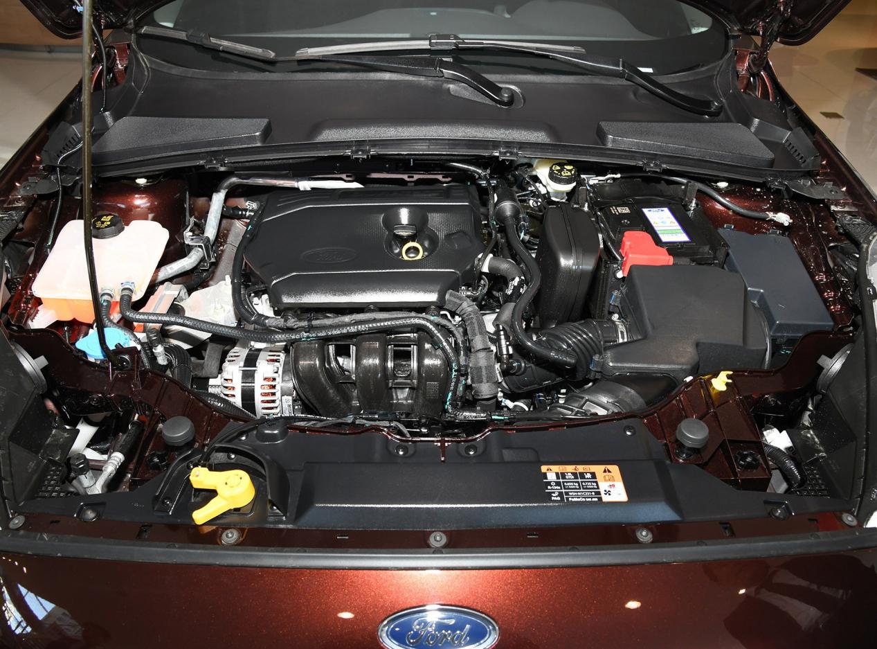 十万级别紧凑级轿车和suv哪个好,帝豪gl2017顶配款优势