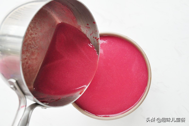 怎样做慕斯蛋糕儿童节,不加鸡蛋的儿童慕斯蛋糕