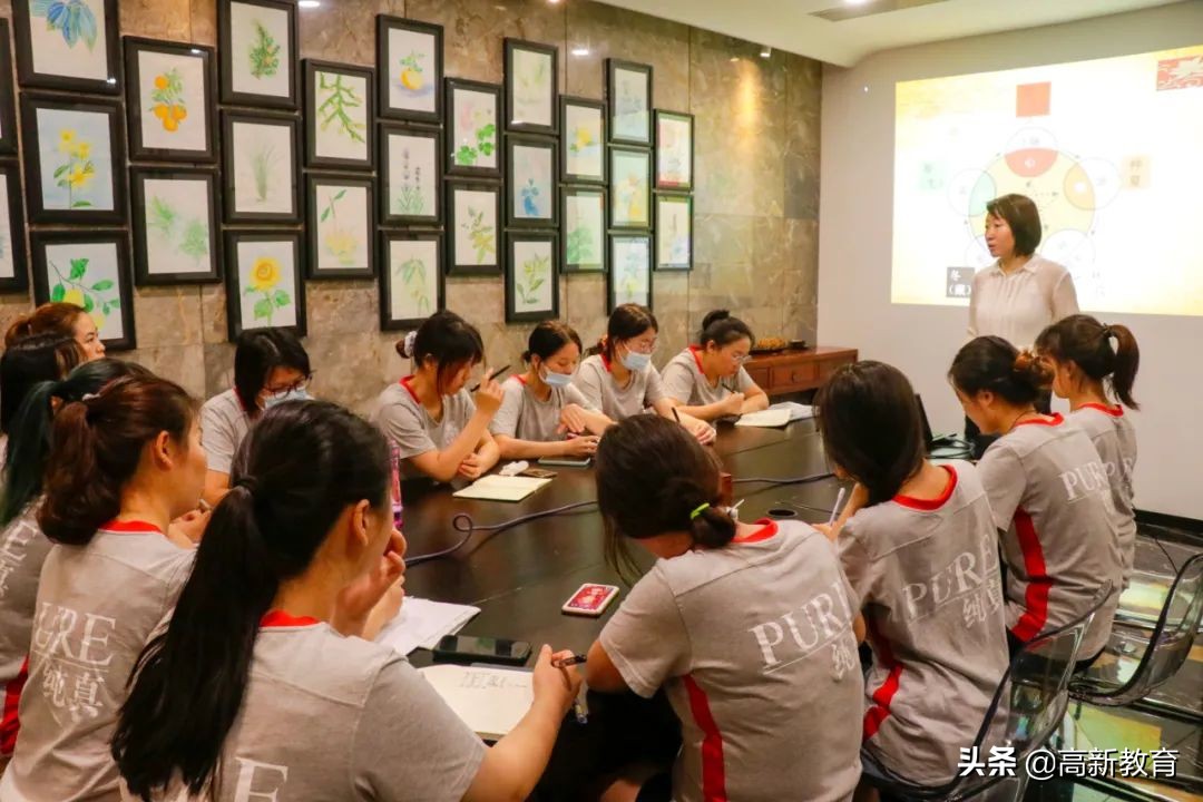 校企互动|走访珠海纯真集团,同学快来看看你们的实习单位