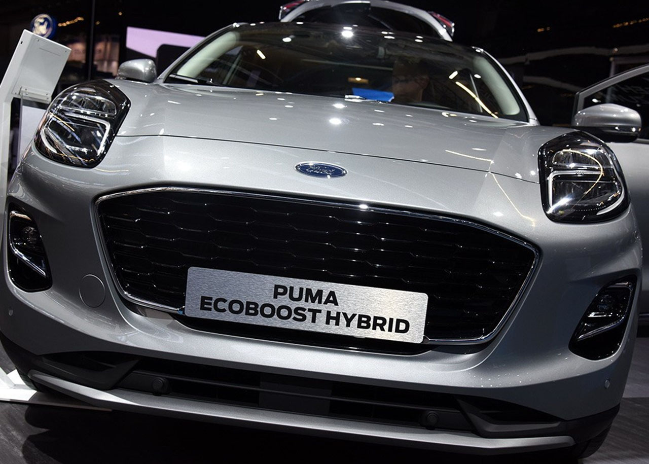 福特嘉年华前标志,福特嘉年华2009年款前车标